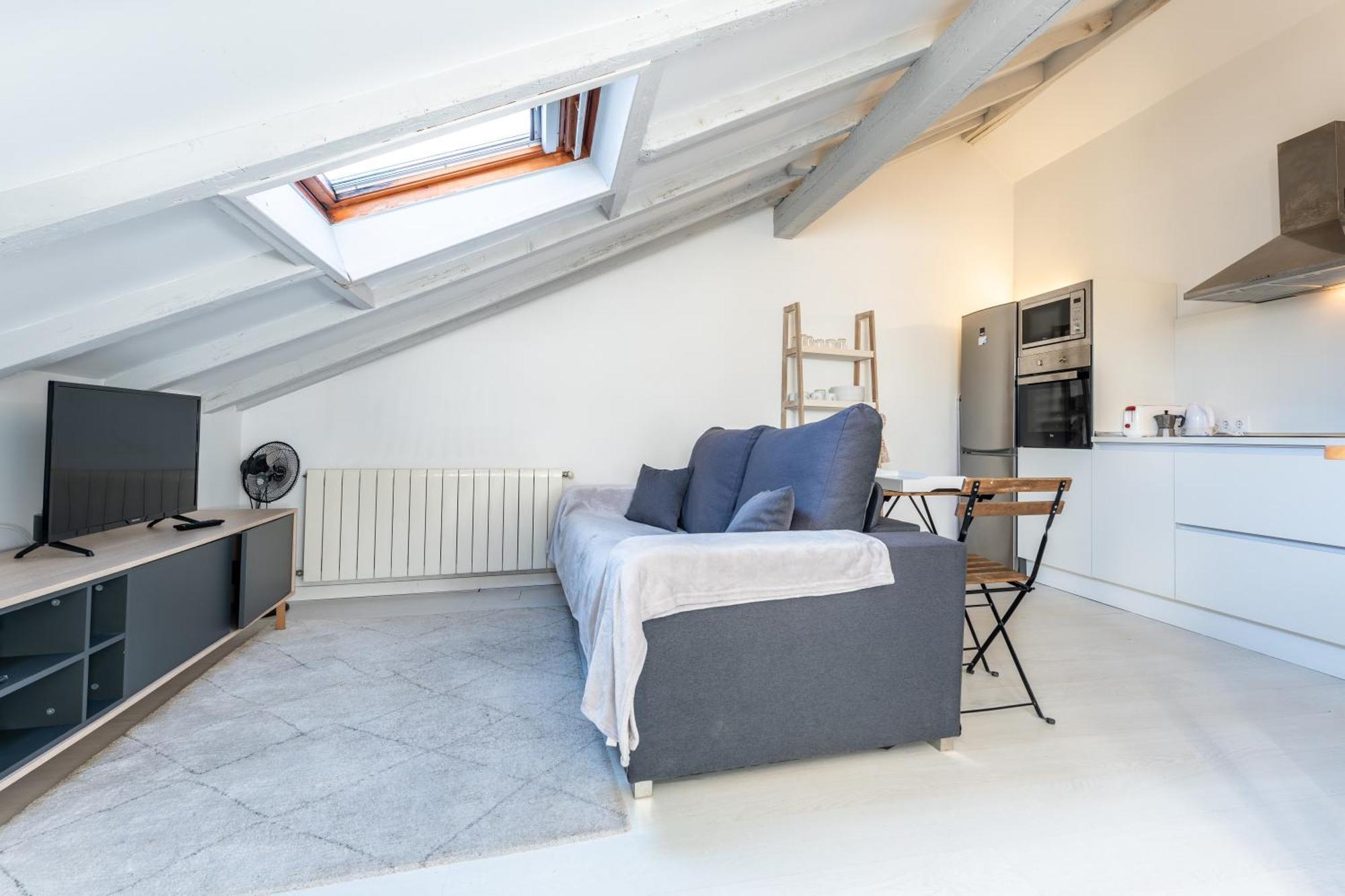 New And Bright Puertochico Attic Apartman Santender Kültér fotó